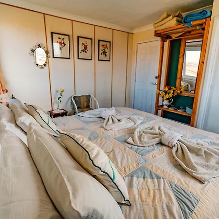 Garvault House Hotel Kinbrace Room photo