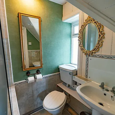 Garvault House Hotel Kinbrace Room photo