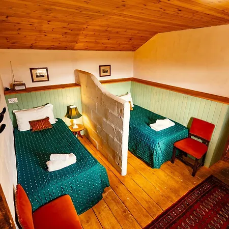 Garvault House Hotel Kinbrace Room photo